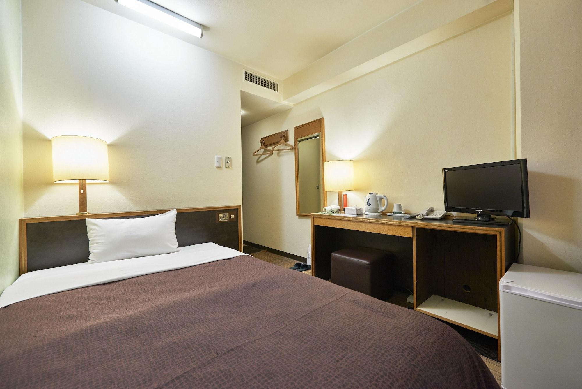 Select Inn Iwaki Ekimae Екстер'єр фото