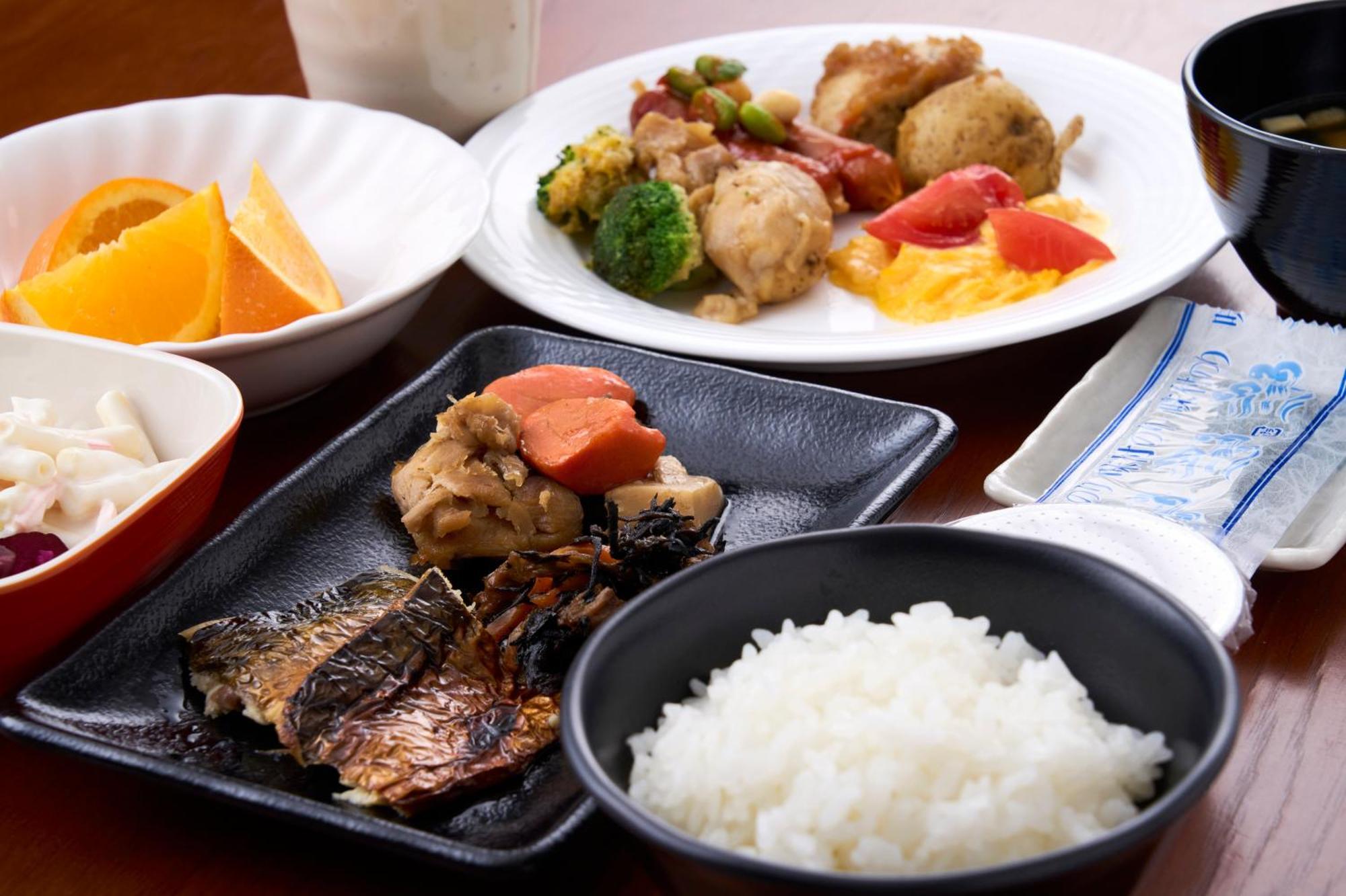 Select Inn Iwaki Ekimae Екстер'єр фото