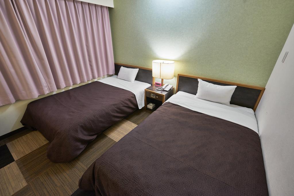 Select Inn Iwaki Ekimae Екстер'єр фото