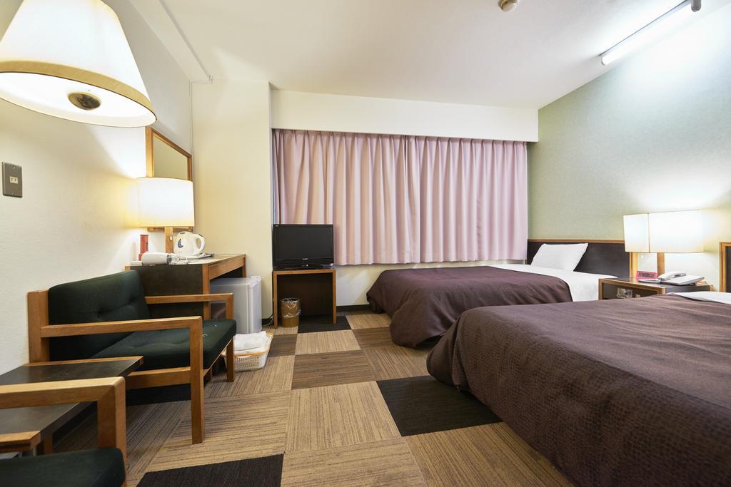 Select Inn Iwaki Ekimae Екстер'єр фото