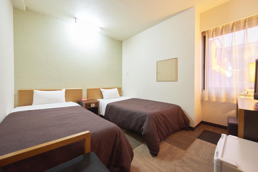 Select Inn Iwaki Ekimae Екстер'єр фото