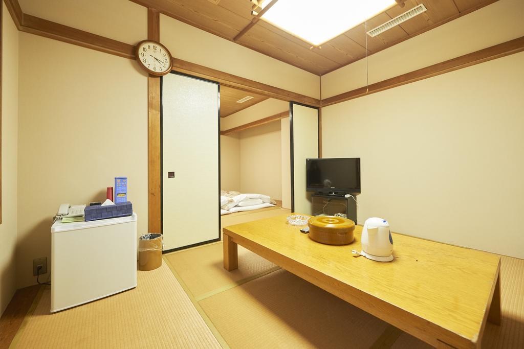 Select Inn Iwaki Ekimae Екстер'єр фото
